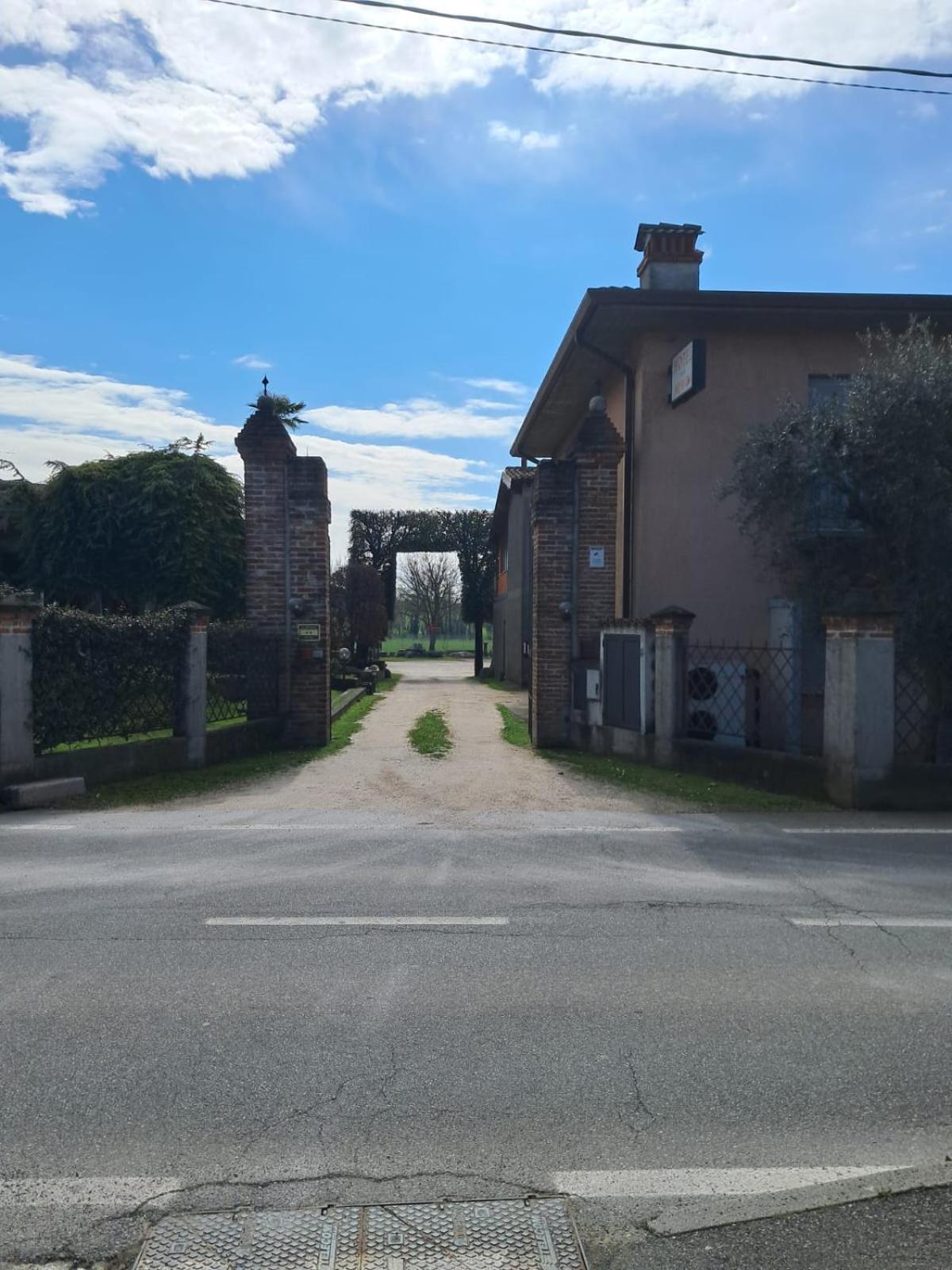 Hotel Armida Castenedolo Buitenkant foto